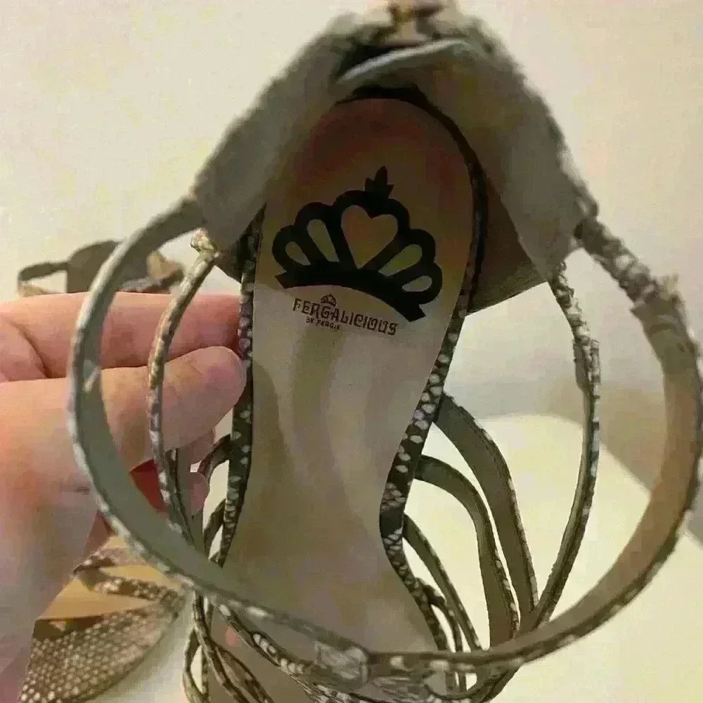 FERGALICIOUS BY FERGIE MOSES NATURAL HEELS SNAKE PRINT SANDALS CHUNKY HEEL 9.5 - Picture 6 of 7